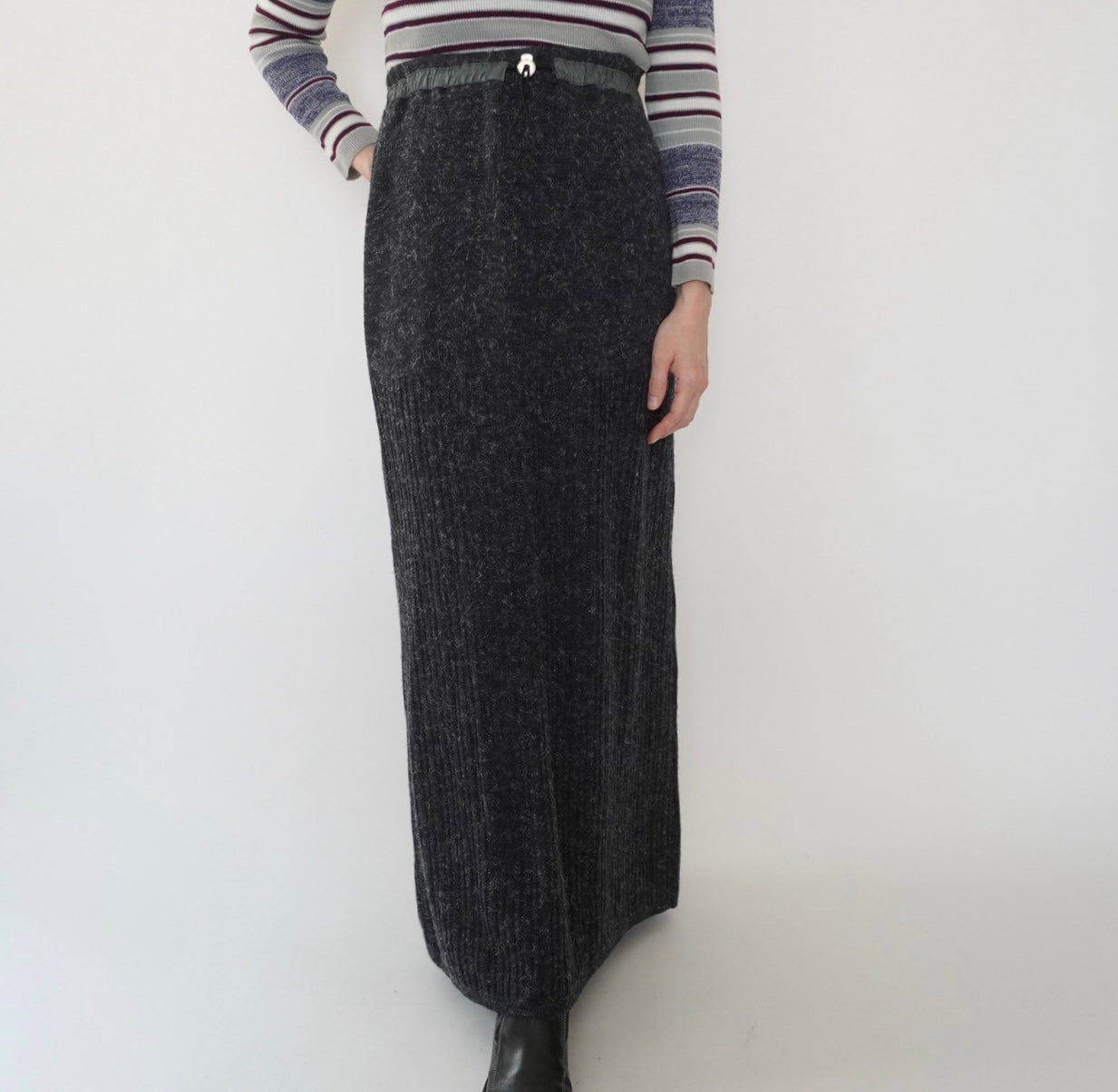 90s EURO Ribbed Knit Maxi Skirt