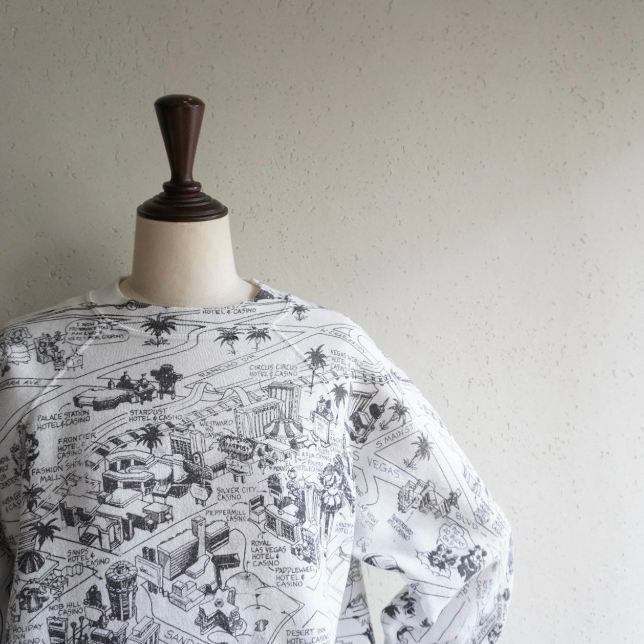 90s Printed Sweater Made in USA
