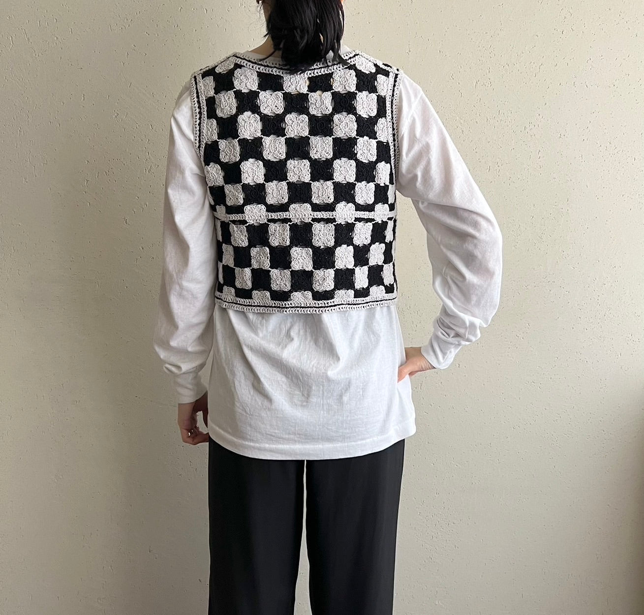 90s Black x White Knit Vest