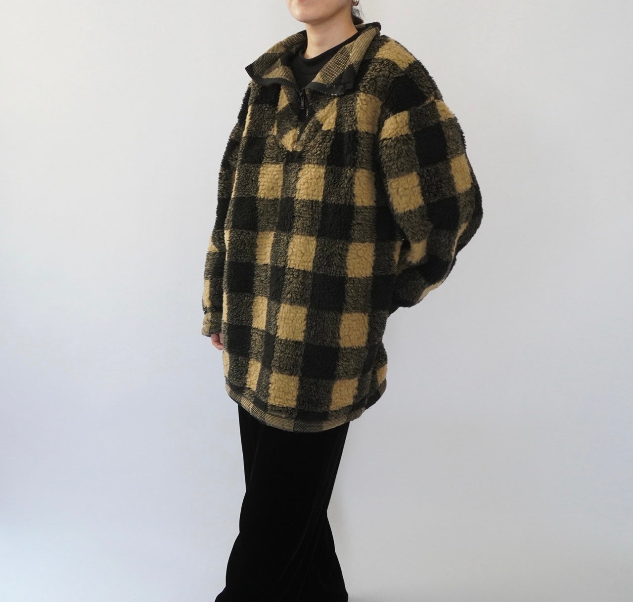 90s EURO Plaid Fleece Top