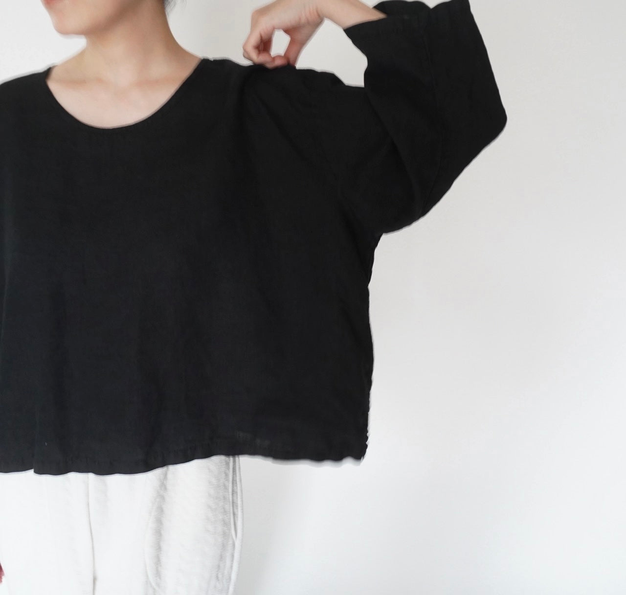 90s Black Linen Boxy Blouse