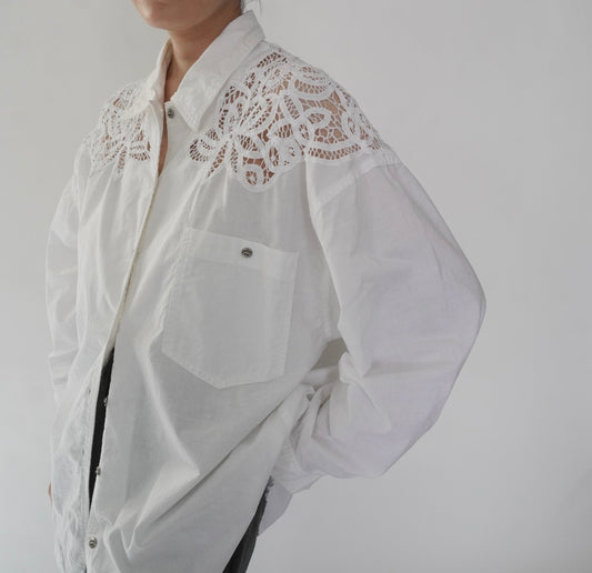 90s Lace Design Shirt