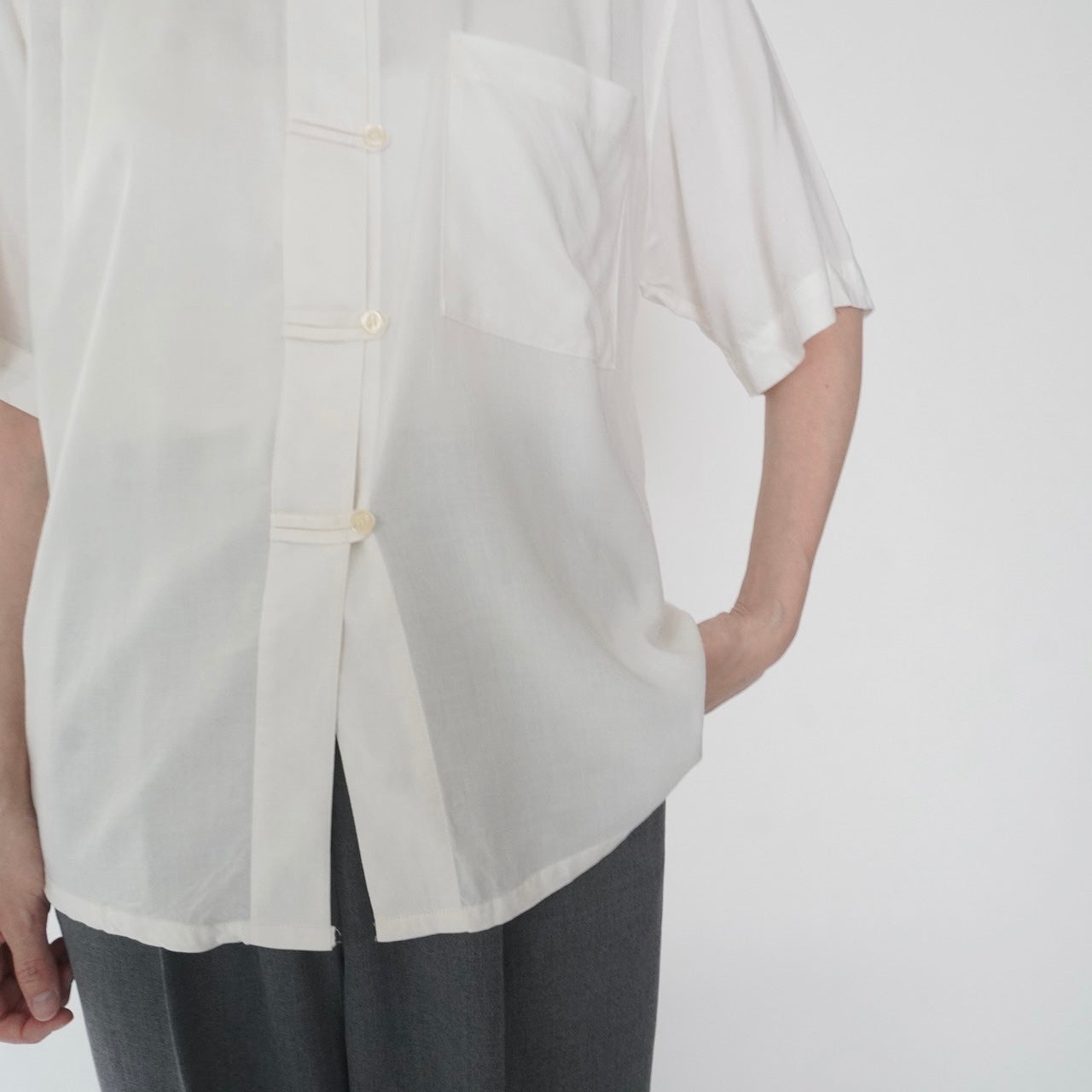 90s Design Rayon Shirt