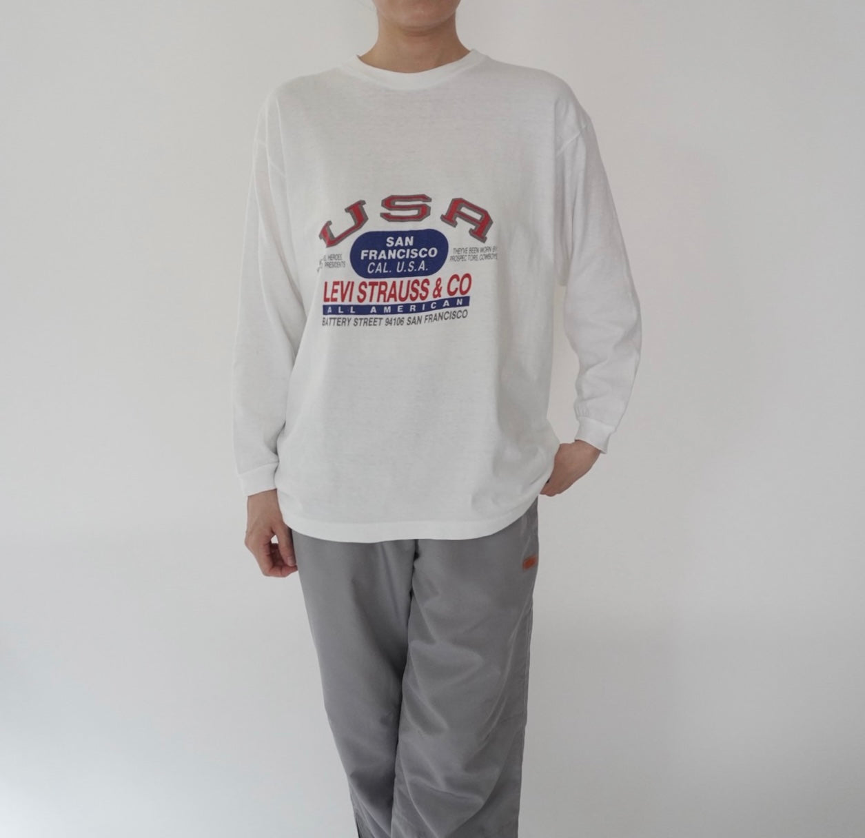 90s "Levis"  Printed Long Sleeves T-shirt