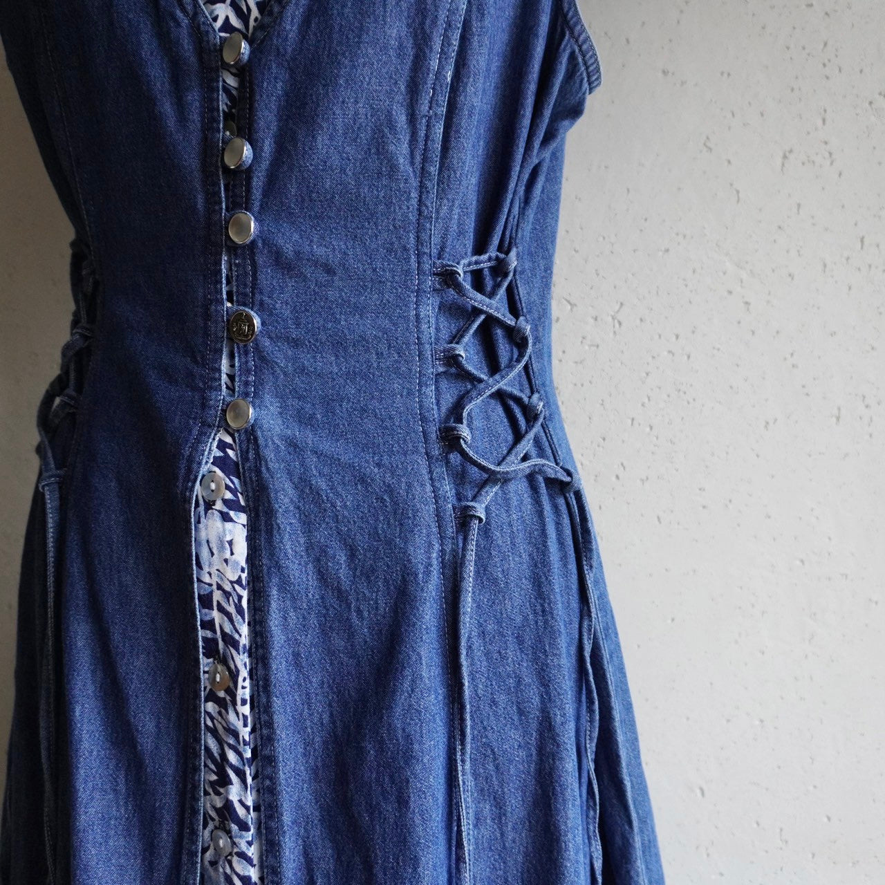 90s Sleeveless Denim Dress
