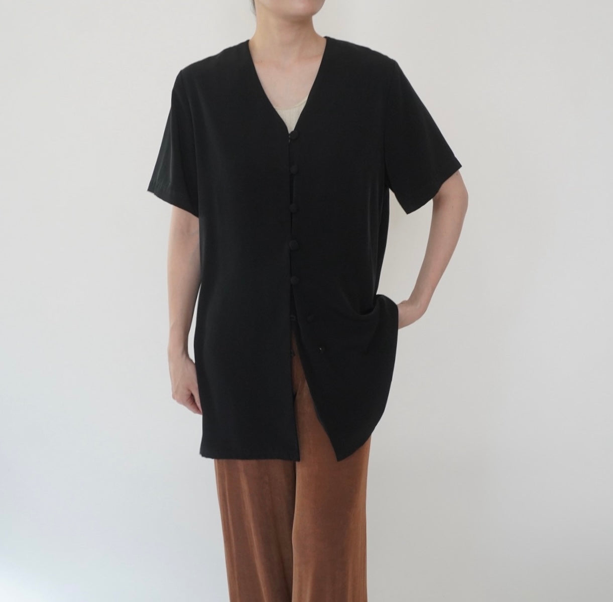 90s Black Design Shirt