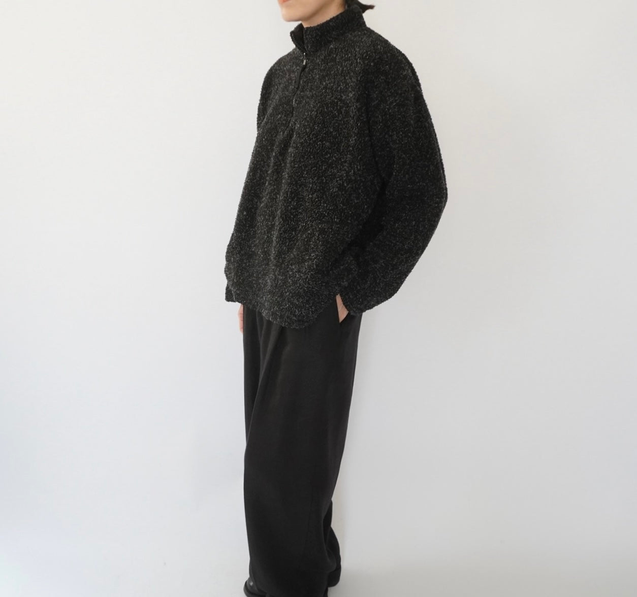 90s Black x White  Fleece Top