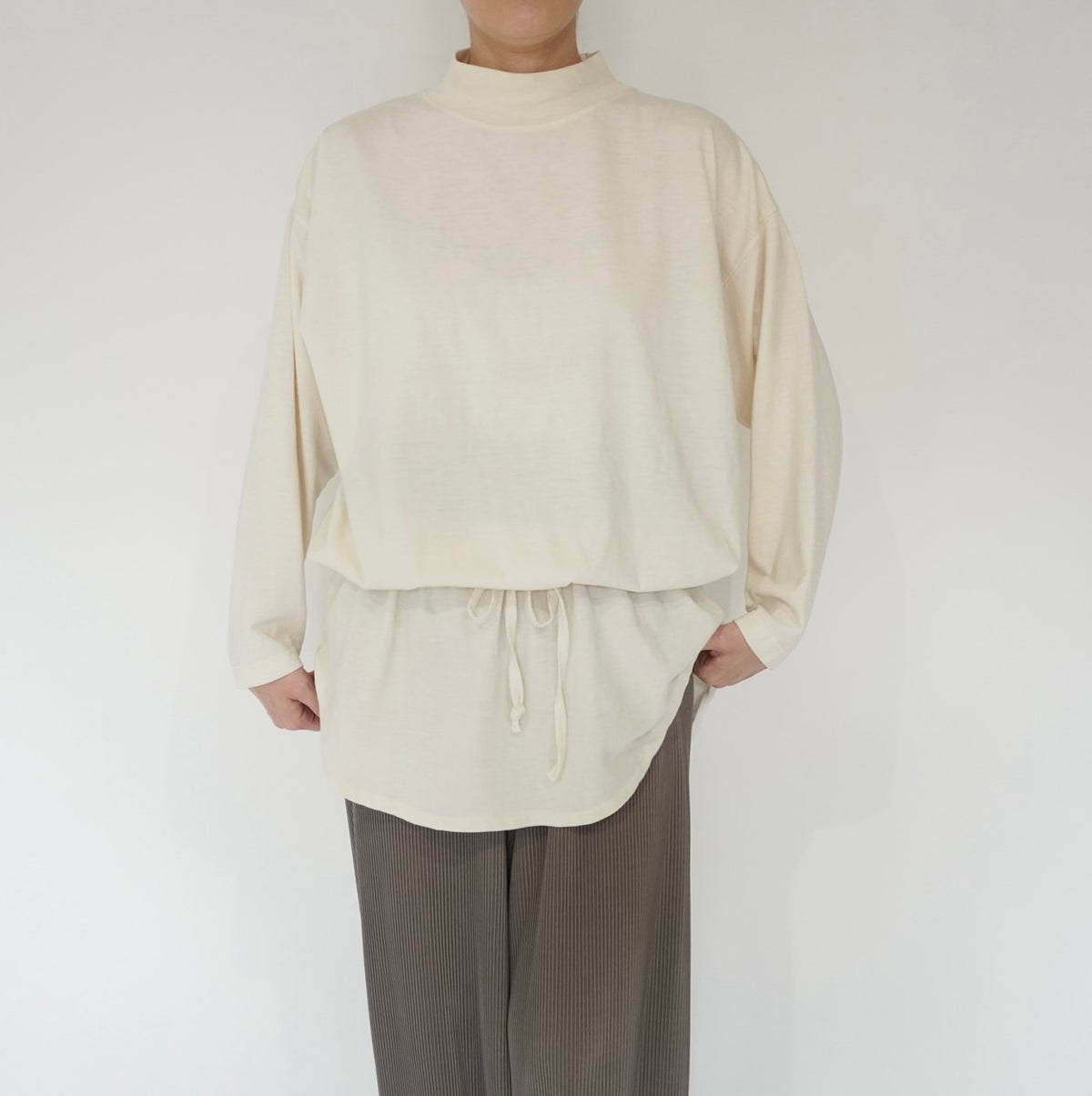 90s Ivory Design Top