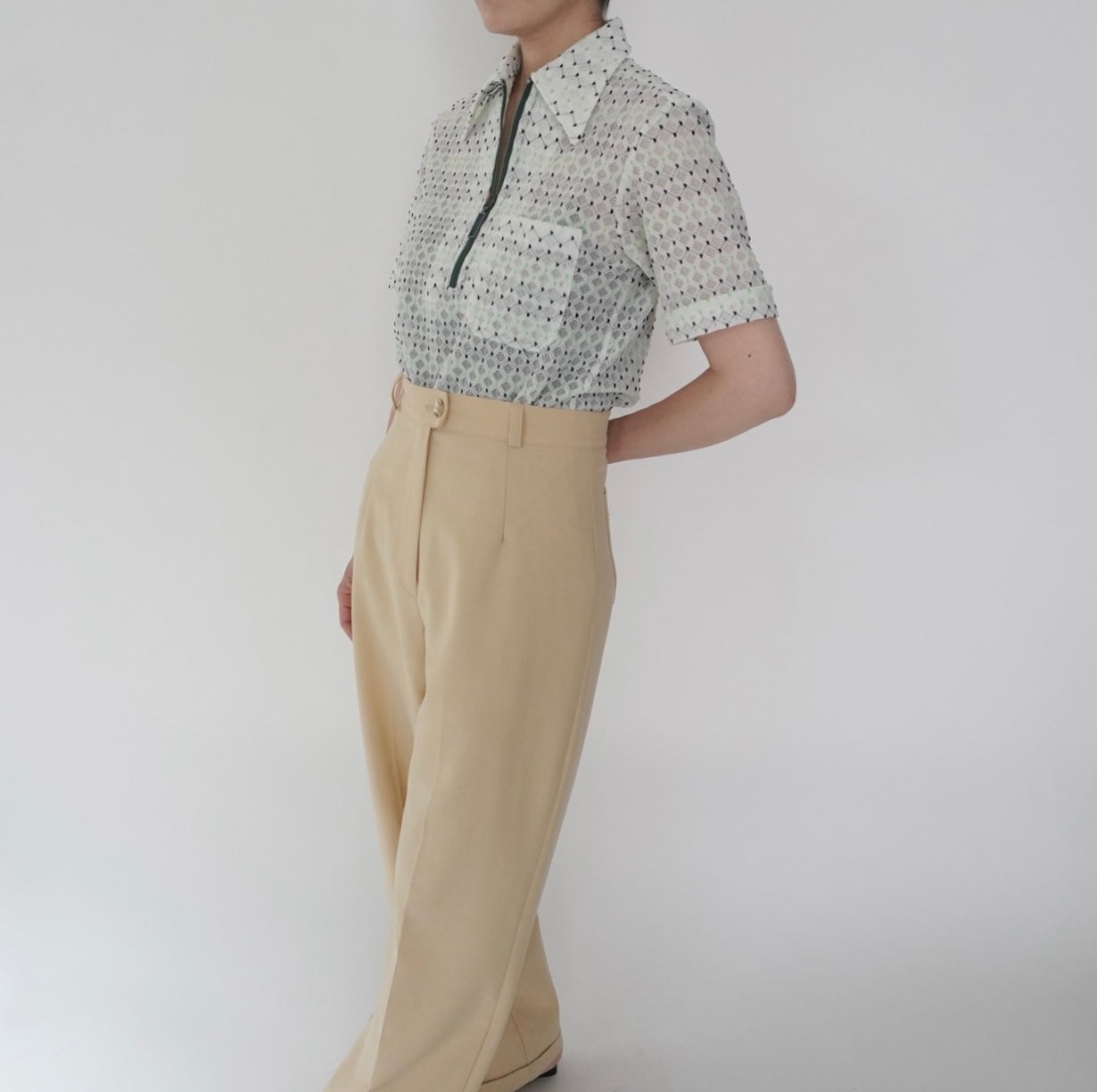 70s Pattern Zip Top