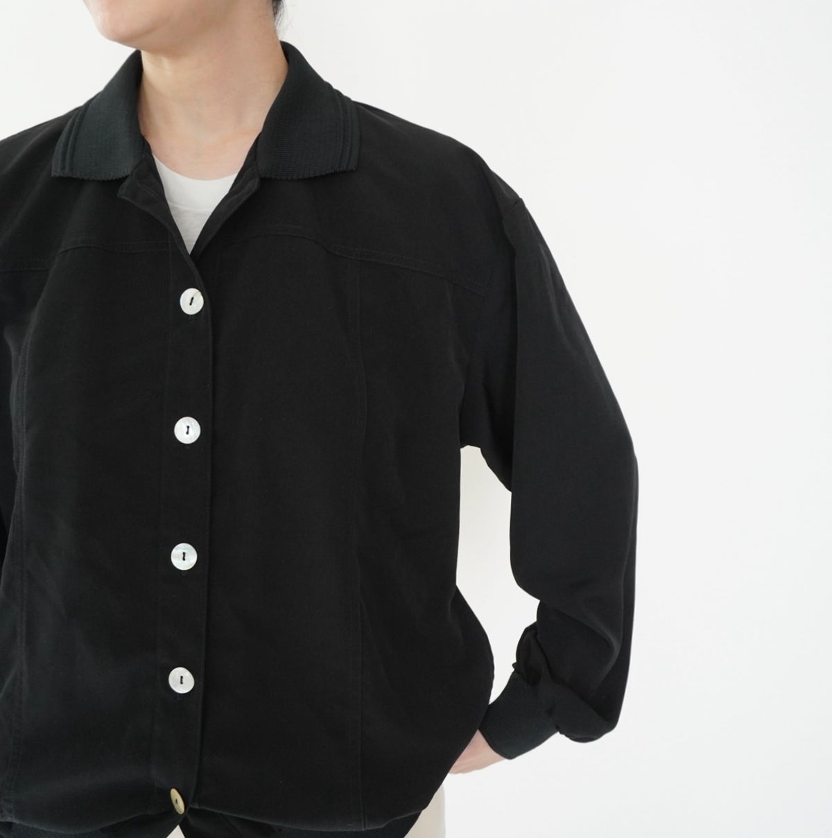 90s Black Design Shirt