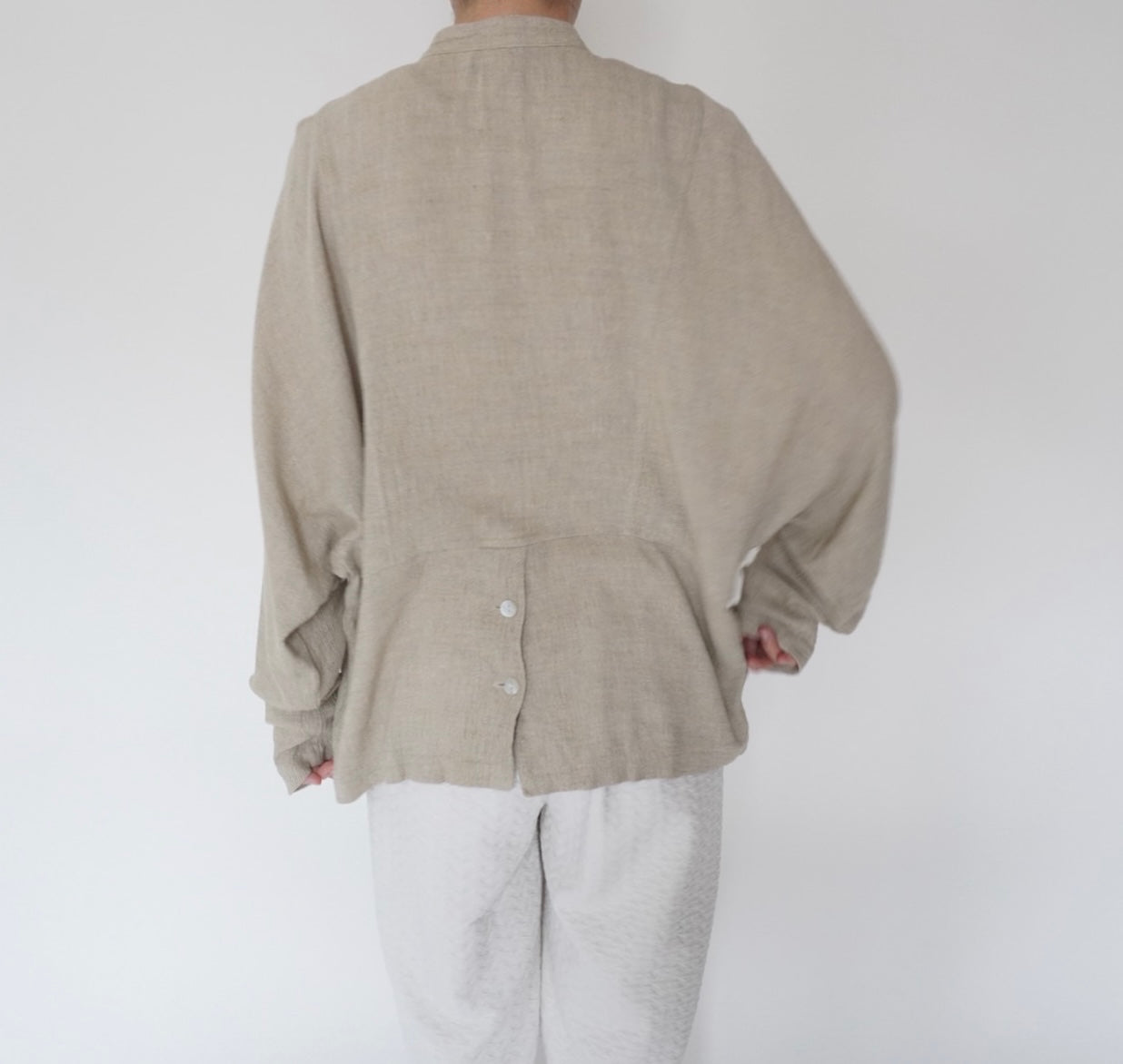 90s Design Beige Blouse