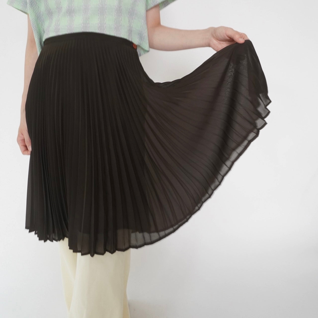 90s "BENETTON" Pleated Design Skirt Made in Italy