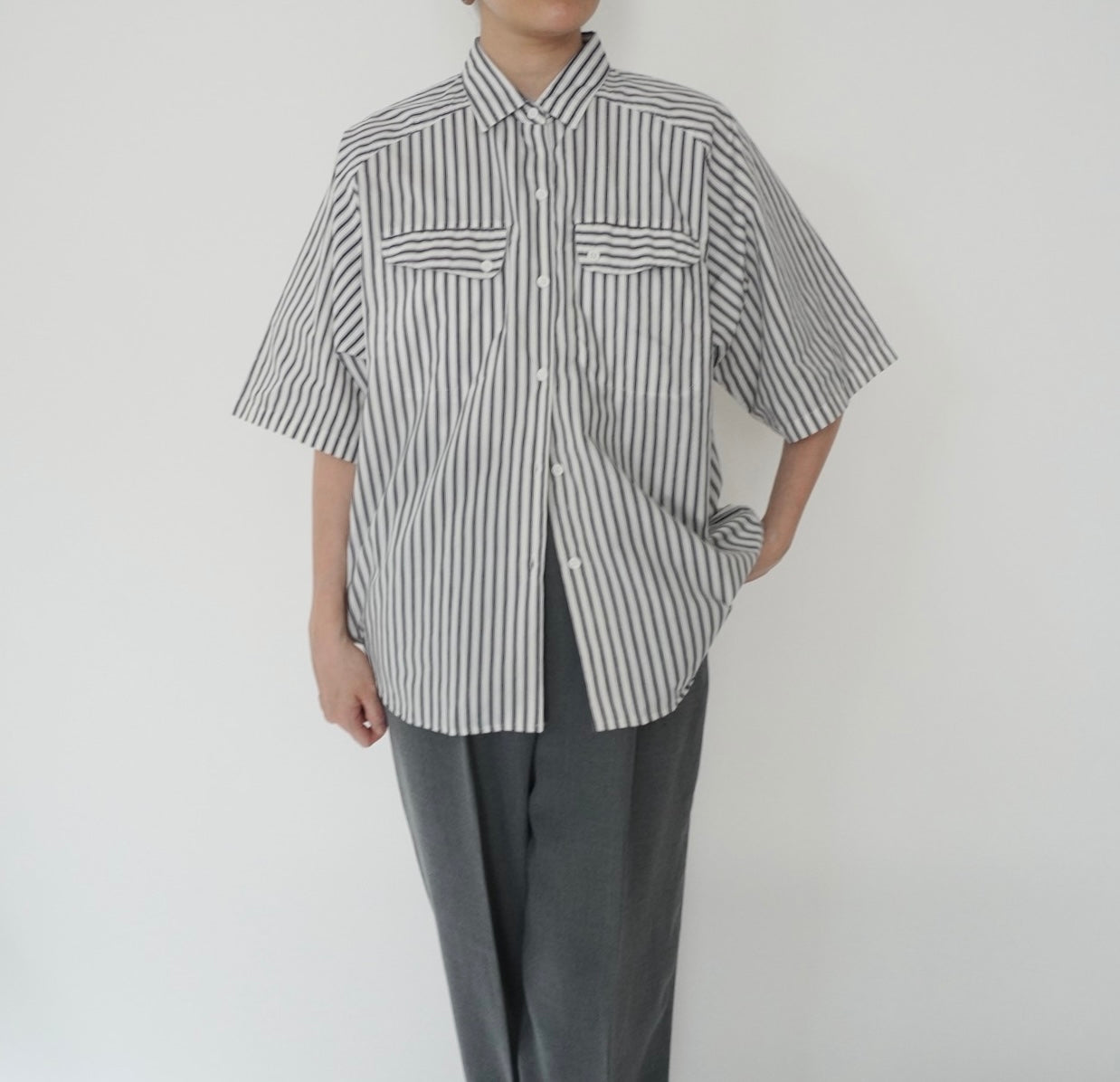 90s Striped Design Shirt