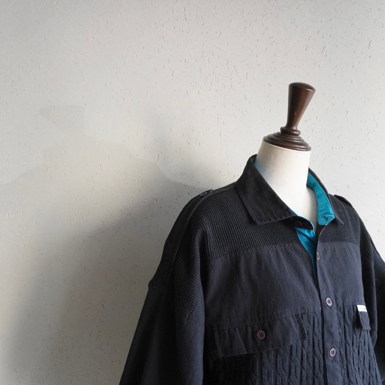 90s Black x Blue Design Top