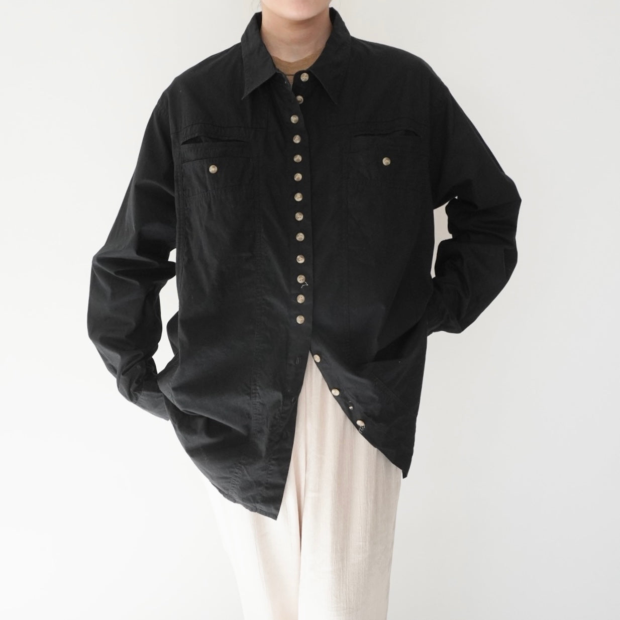 90s Button Design Shirt