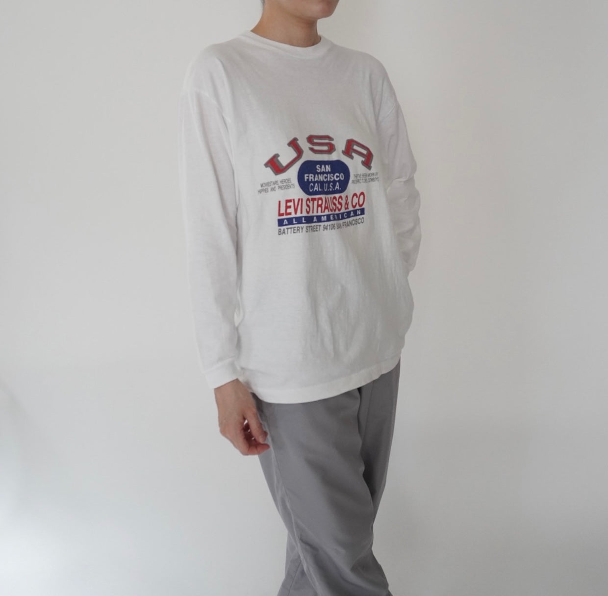 90s "Levis"  Printed Long Sleeves T-shirt