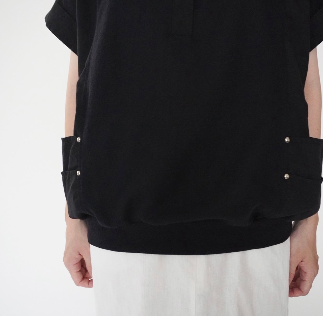 90s Black Design Top