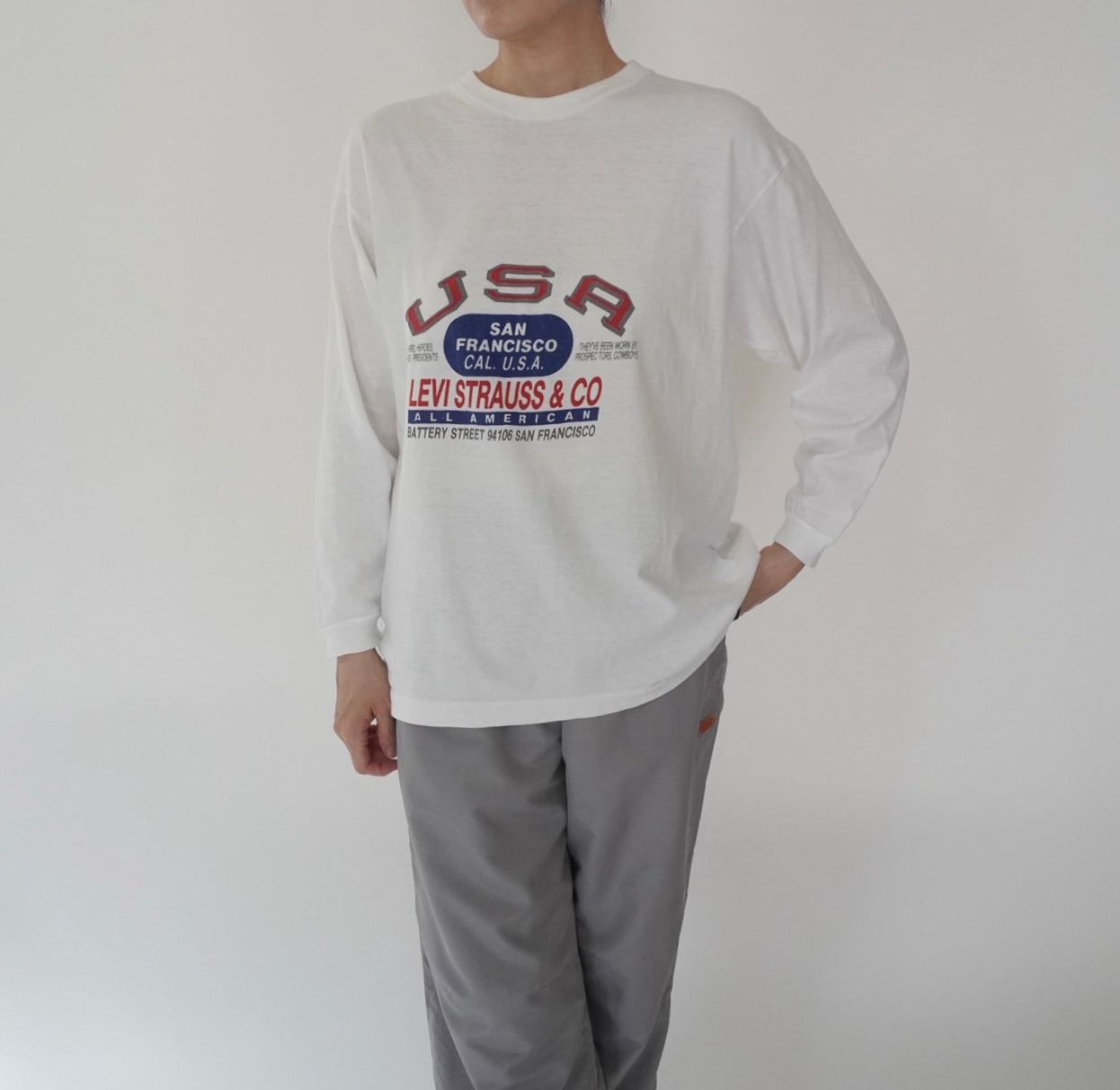90s "Levis"  Printed Long Sleeves T-shirt
