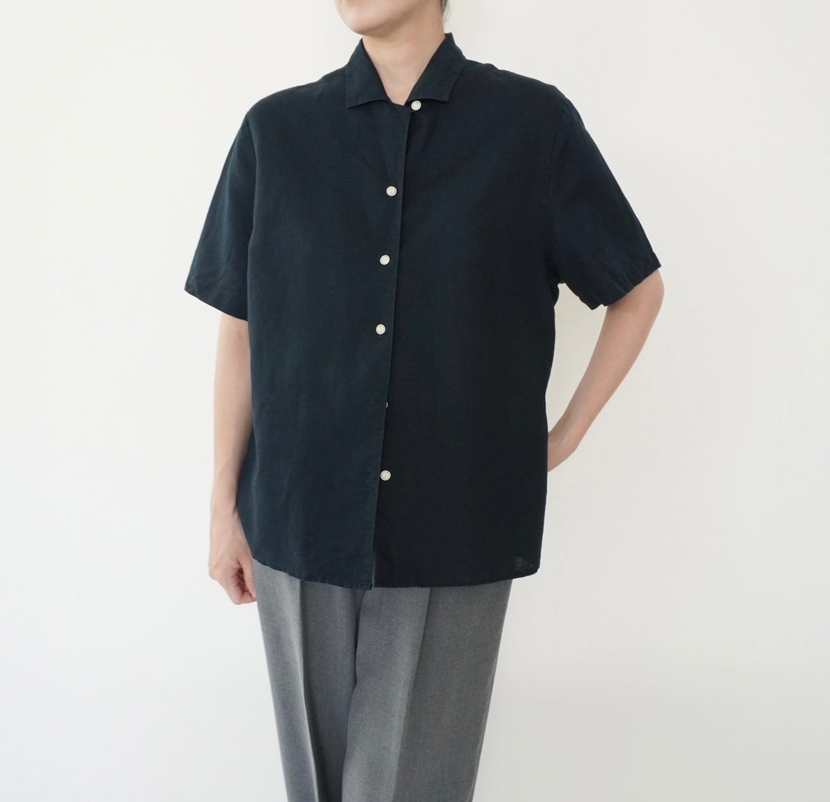 90s Navy Linen Shirt