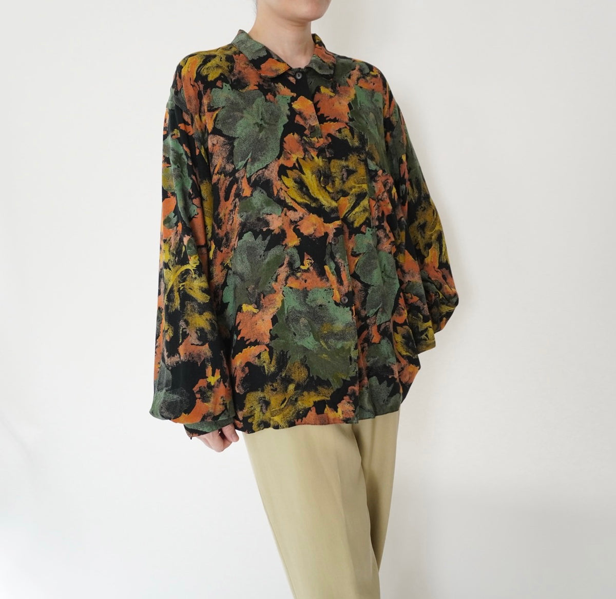 90s EURO Printed Shirt
