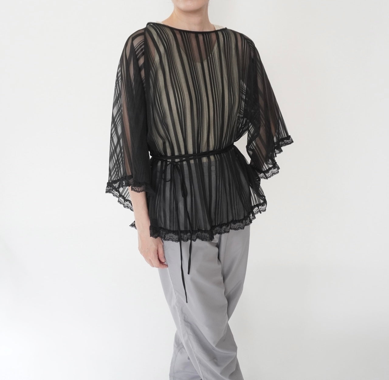 90s Sheer Lace Design Blouse
