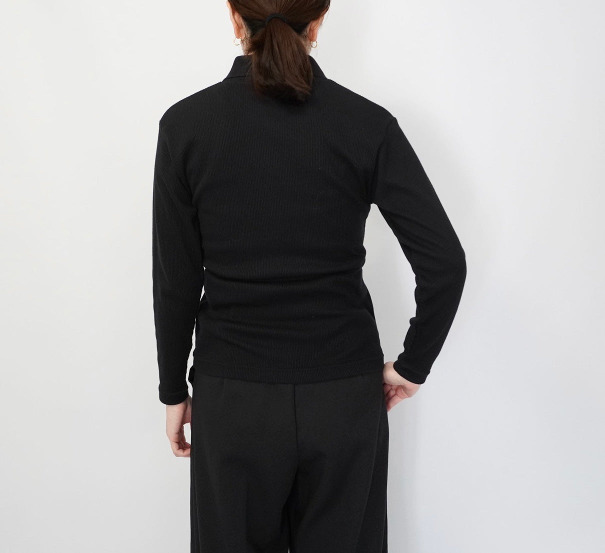 90s Black Ribbed Top
