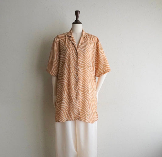 90s Pattern Sheer Shirt