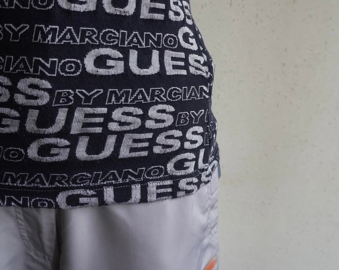 90s "GUESS" Sleeveless Top