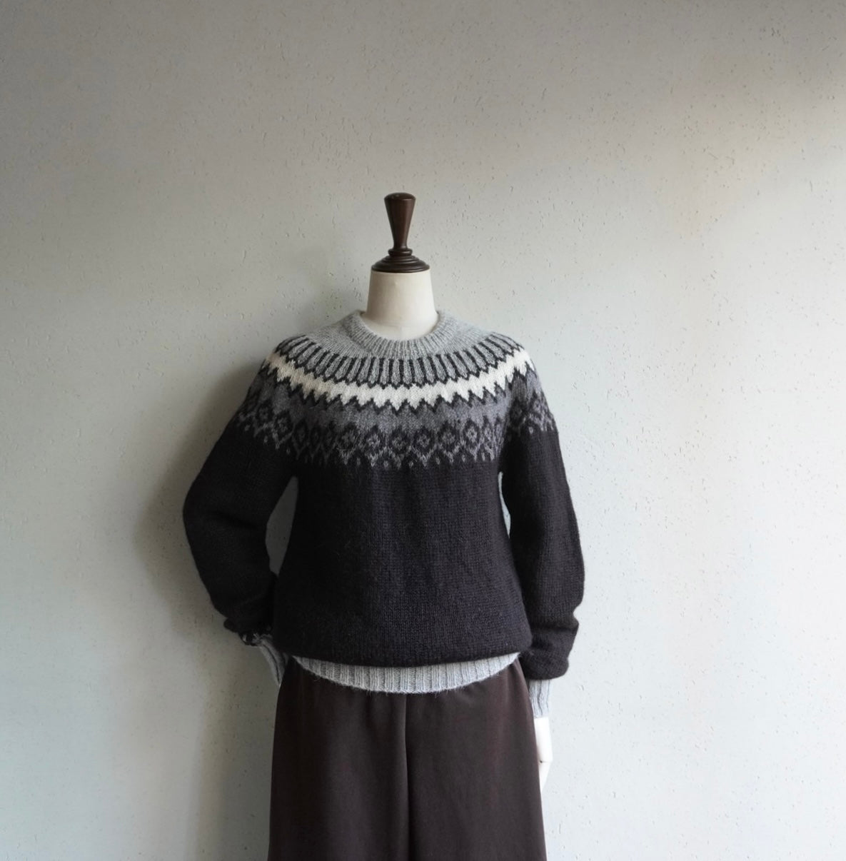80s Hand Knitted in Peru Alpaca Wool Knit