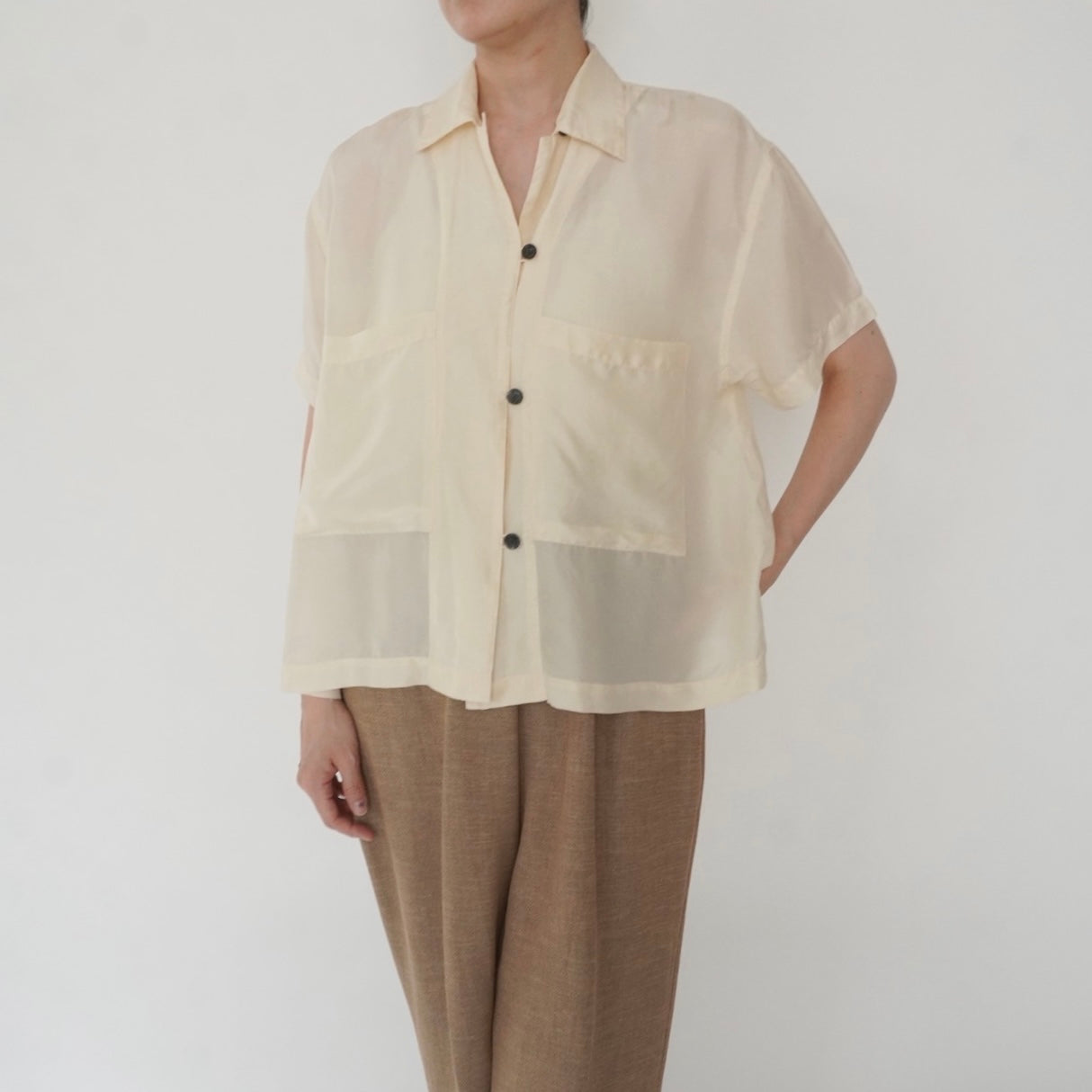 90s Ivory Shirt
