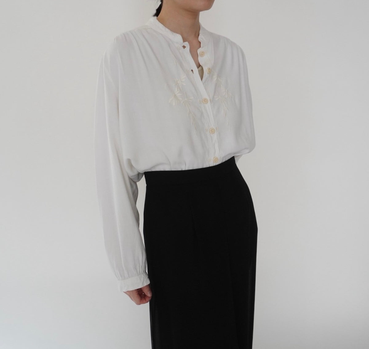 90s Embroidery Rayon Shirt