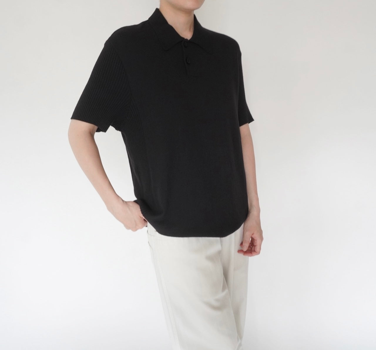 90s  Ribbed Design Top