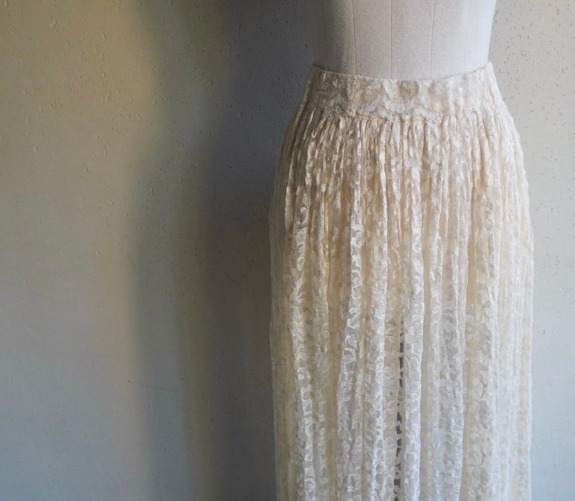 80s Lace Sheer Design Maxi Skirt