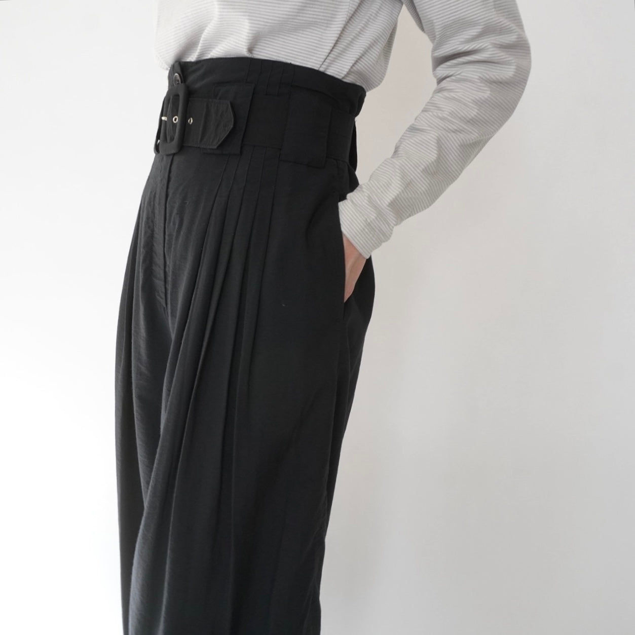 90s EURO Belted Wide Pants