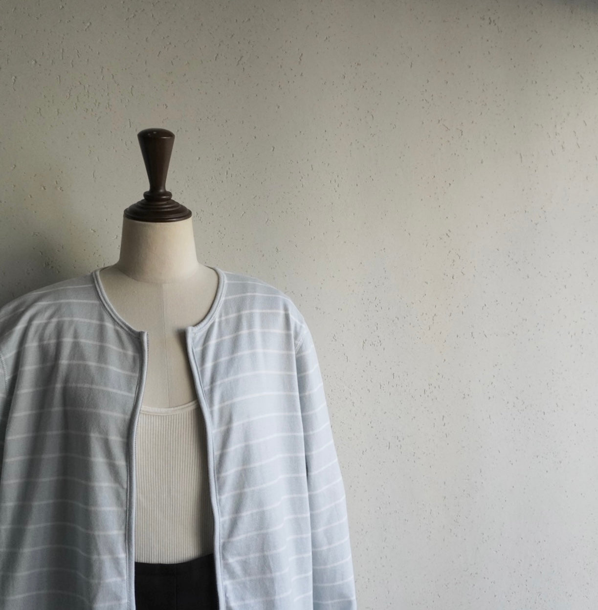 90s Striped Zip Top