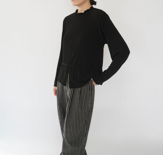 90s Black Design Top