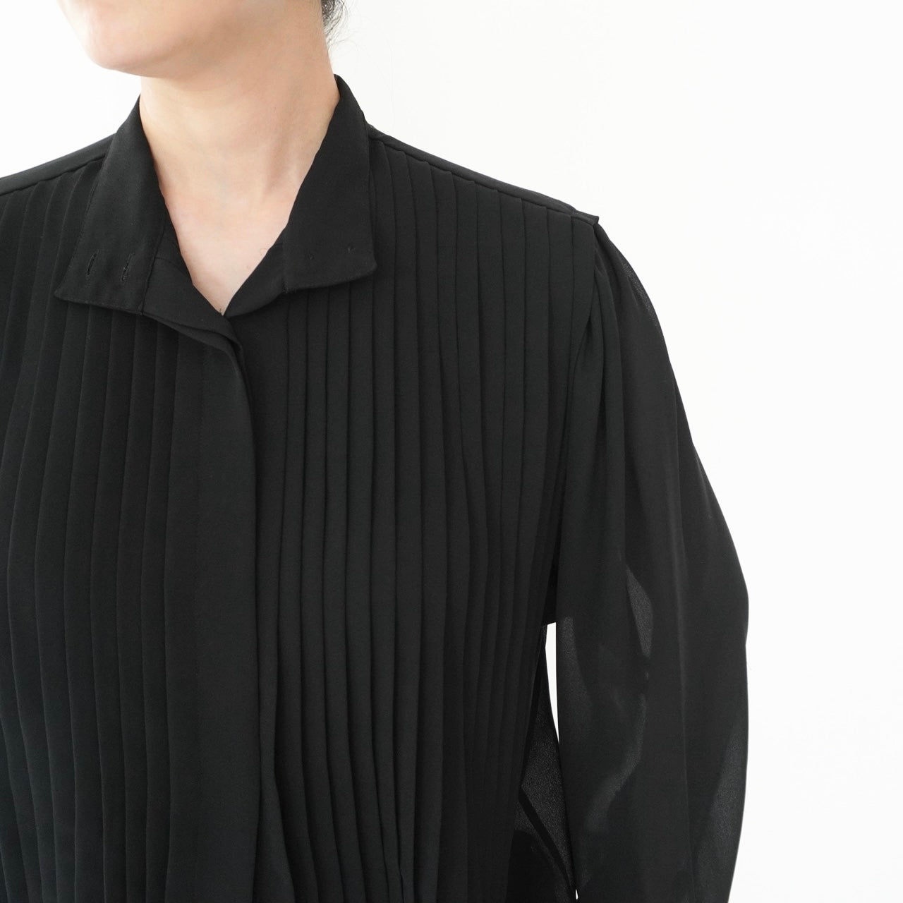 90s Pleated Design Blouse