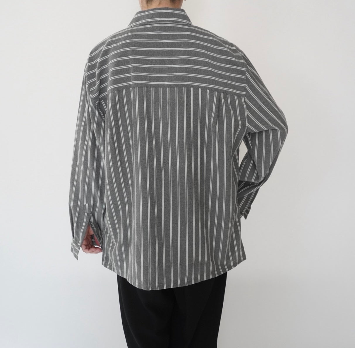 90s Gray Striped Shirt
