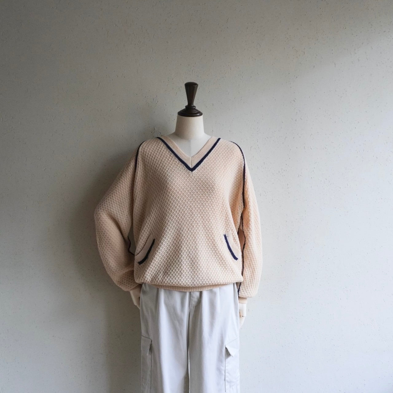 80s Line Design Knit Top