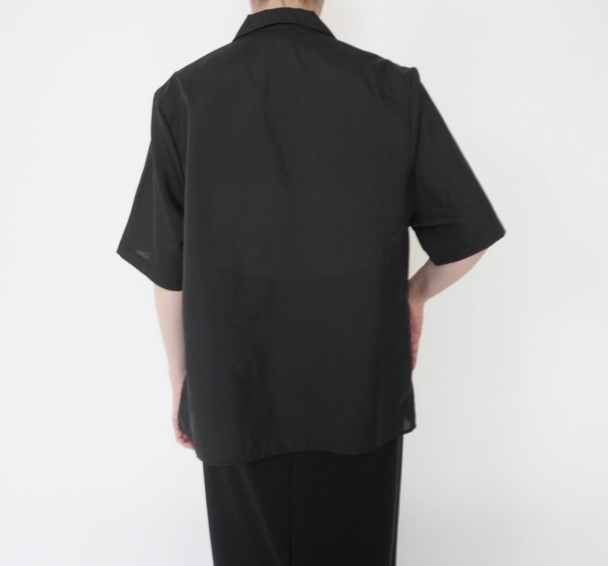 90s Black Shirt