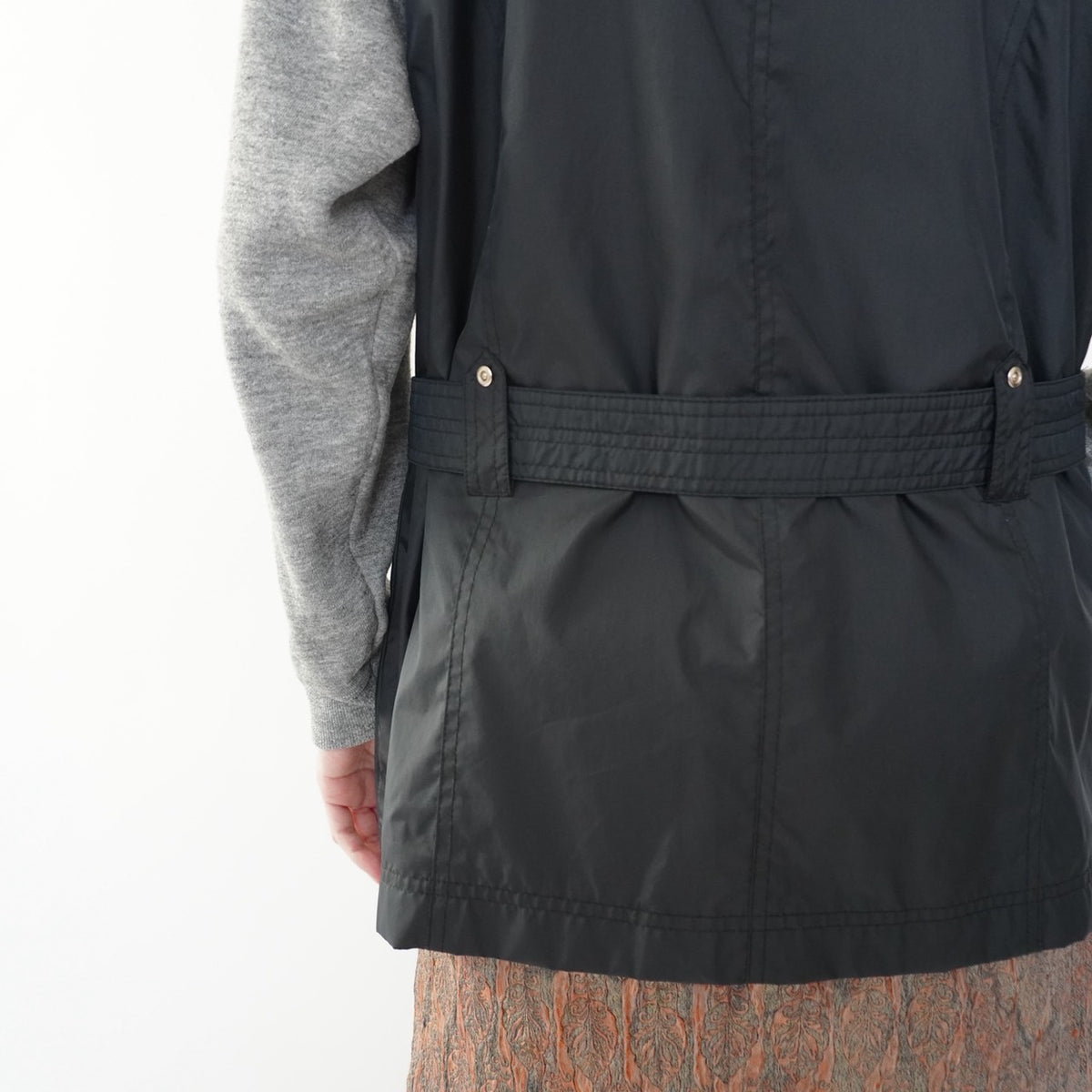 90s EURO Black Design Vest