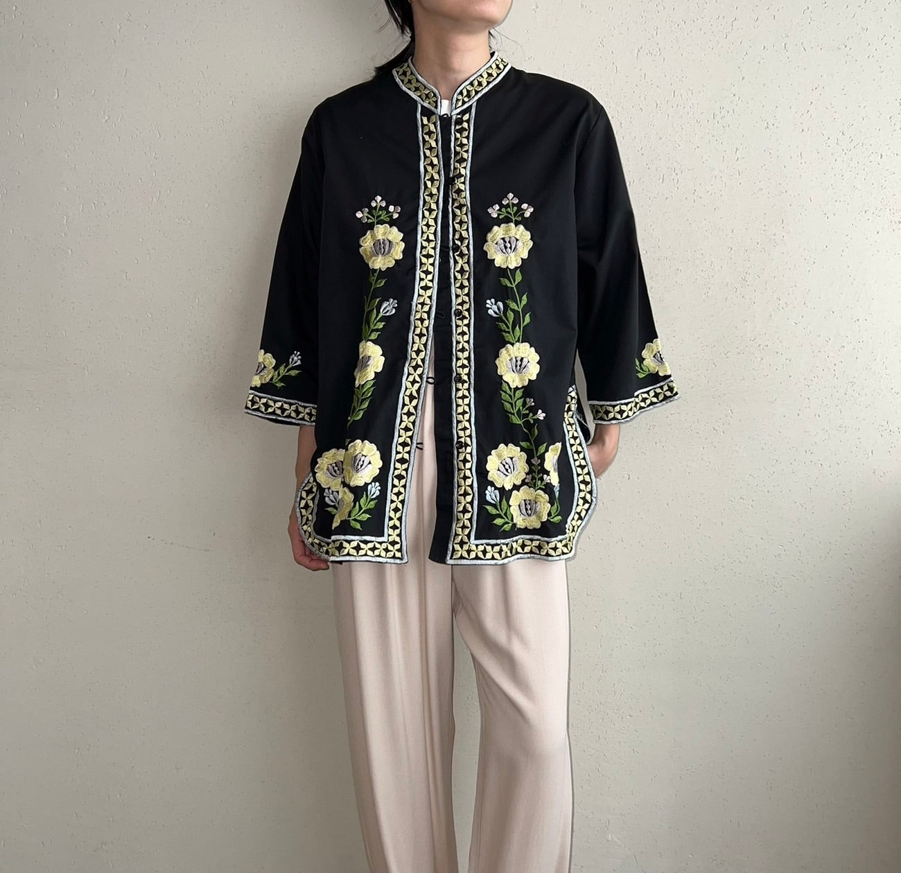 80s Embroidery Blouse