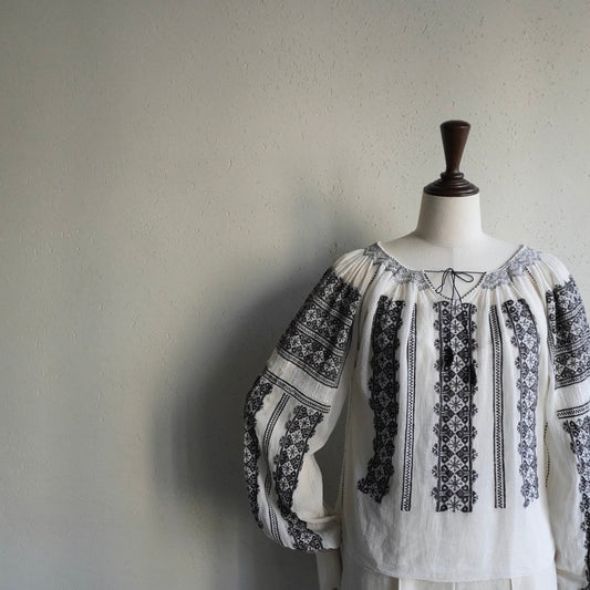 40s Romanian Embroidery Tunic