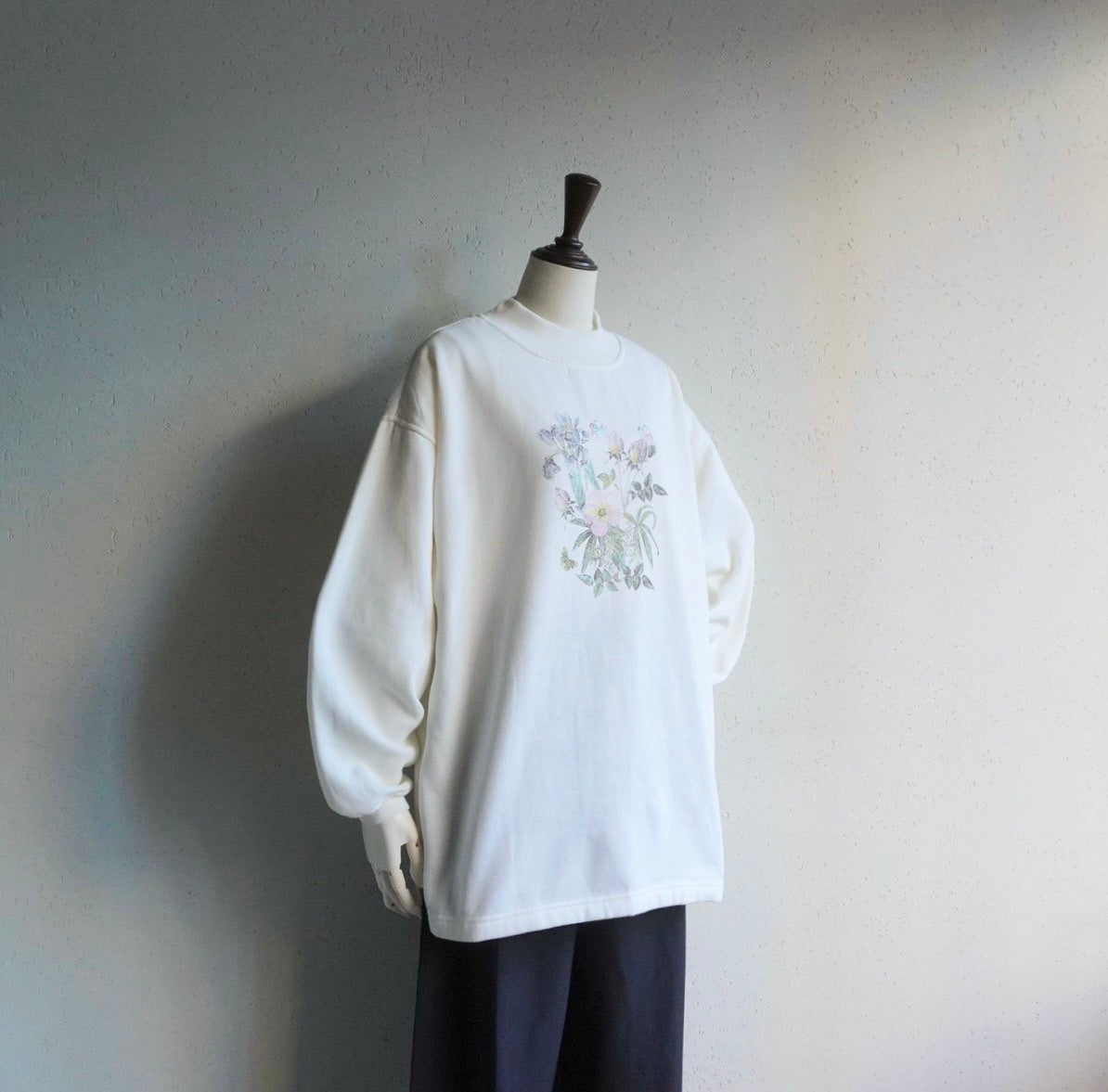 90s Printed Embroidery Sweater