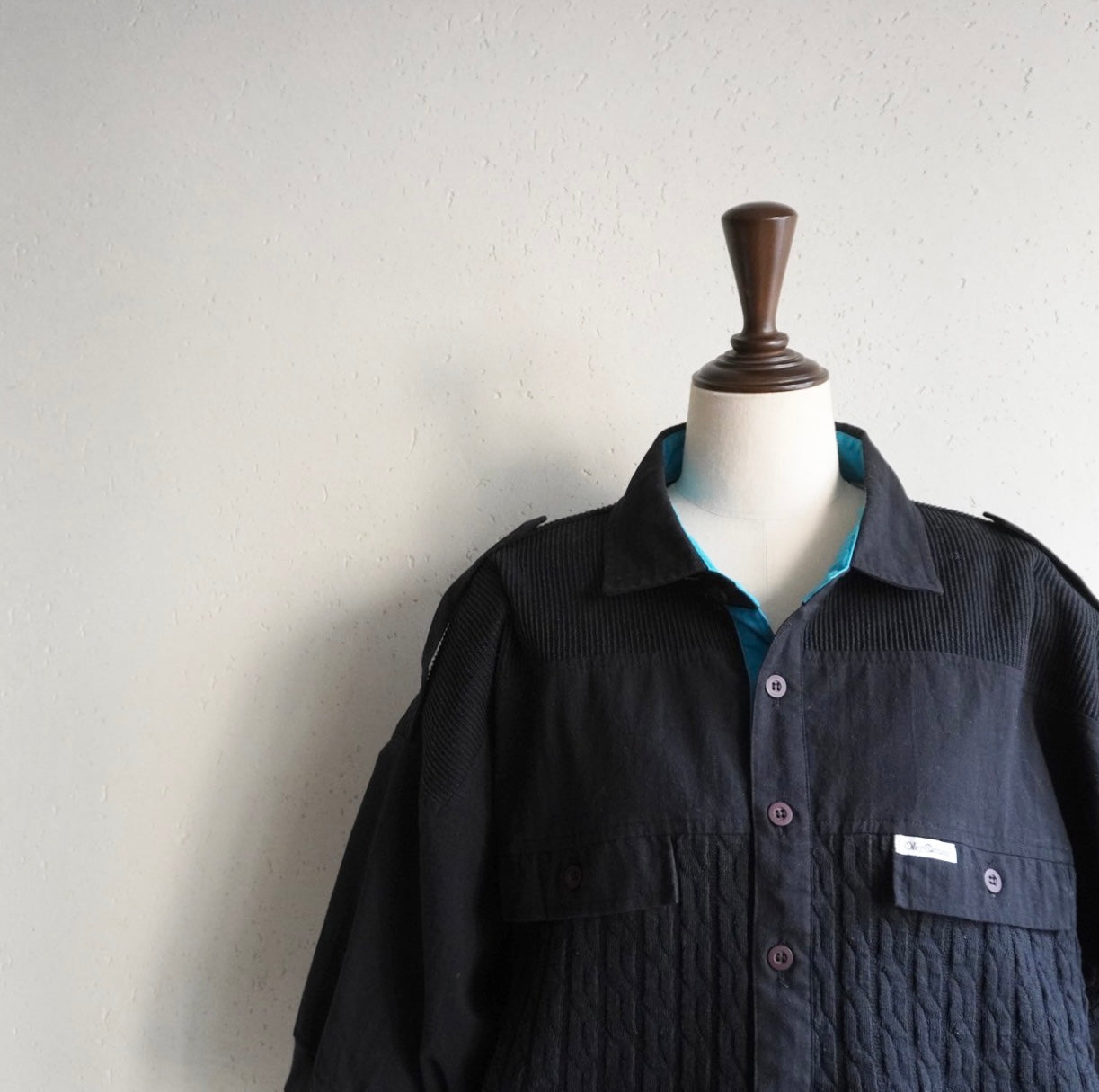 90s Black x Blue Design Top