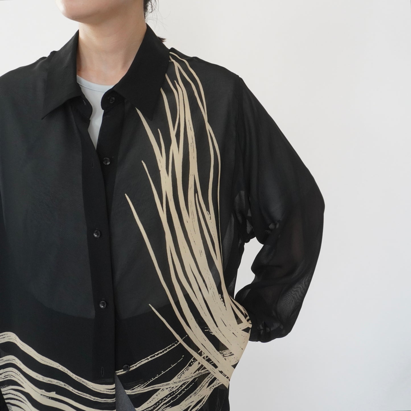 90s Pattern Sheer Shirt