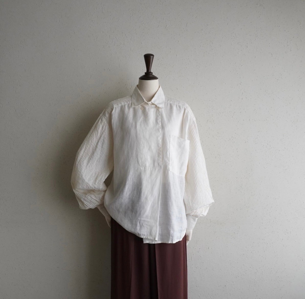 90s Pleated Pullover Shirt