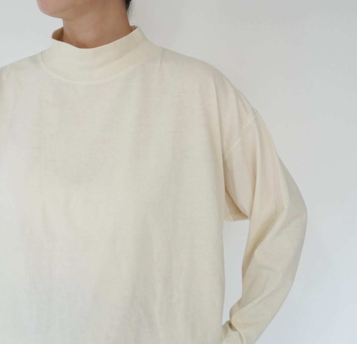 90s Ivory Design Top