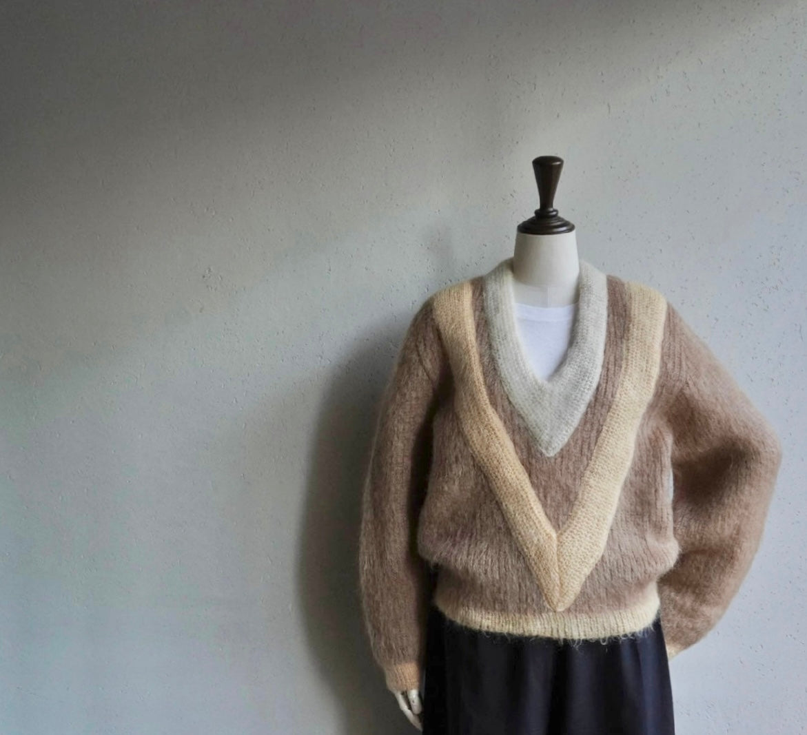70s V Neck  Mohair Knit