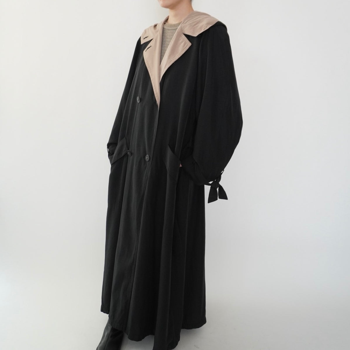 90s Black Design Maxi Coat
